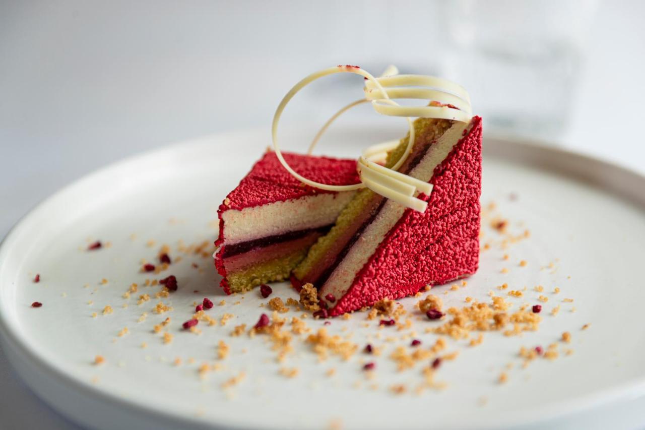 Resort Locanda San Verolo Boutique Hotel Костермано Екстериор снимка