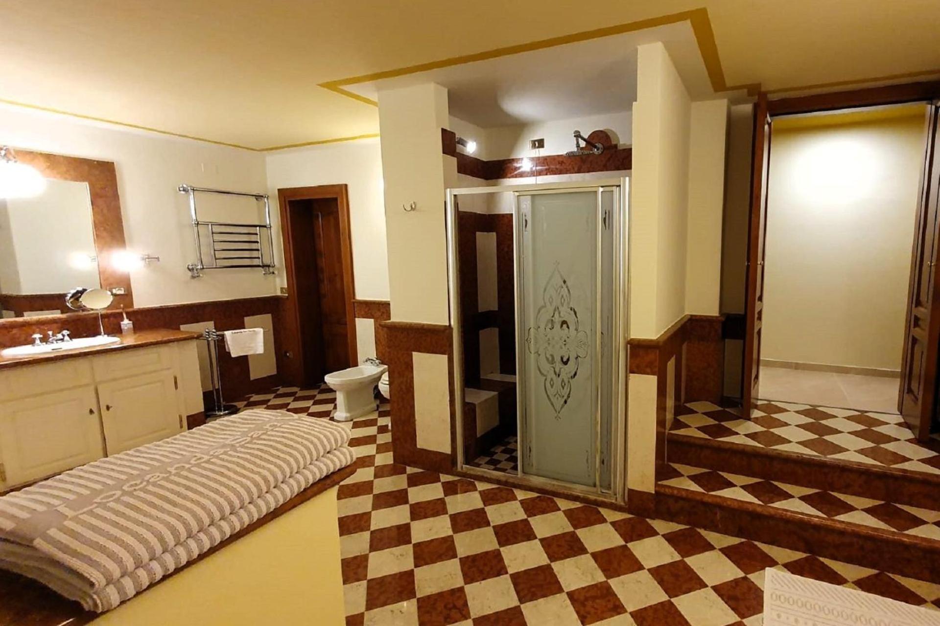 Resort Locanda San Verolo Boutique Hotel Костермано Екстериор снимка