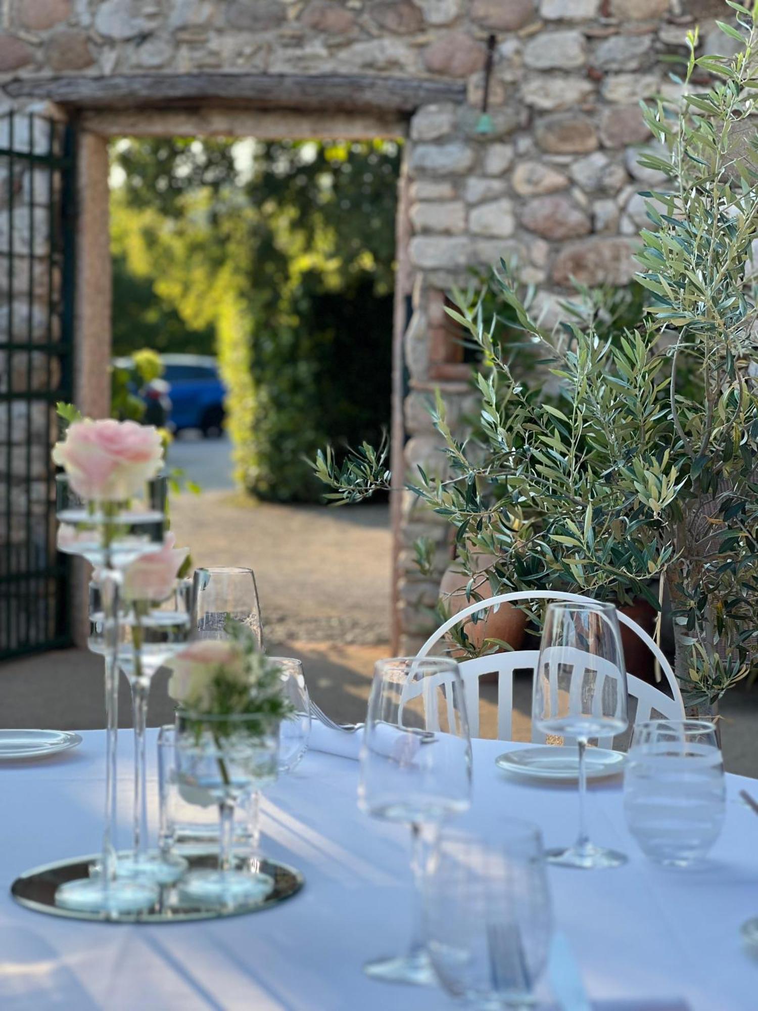 Resort Locanda San Verolo Boutique Hotel Костермано Екстериор снимка
