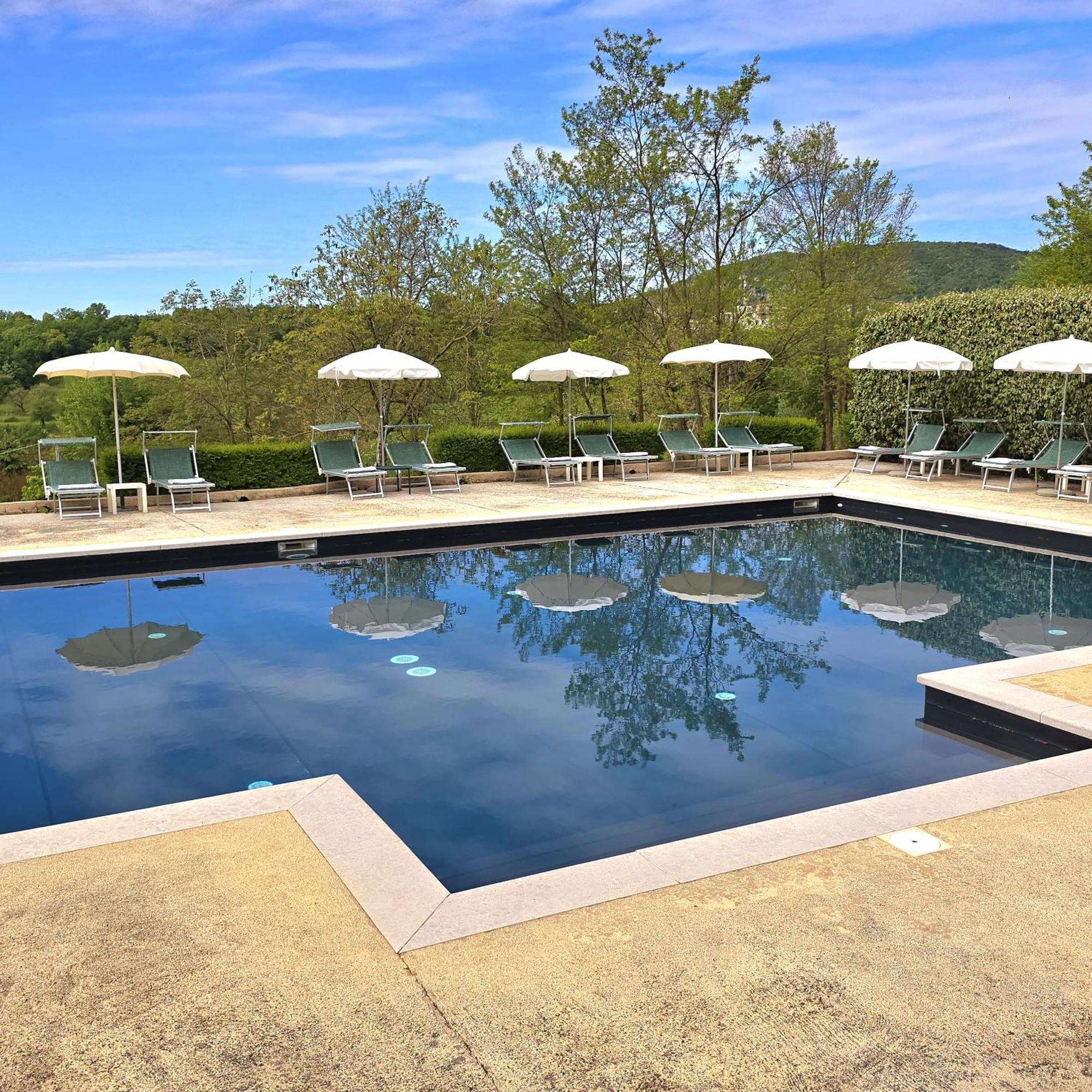 Resort Locanda San Verolo Boutique Hotel Костермано Екстериор снимка